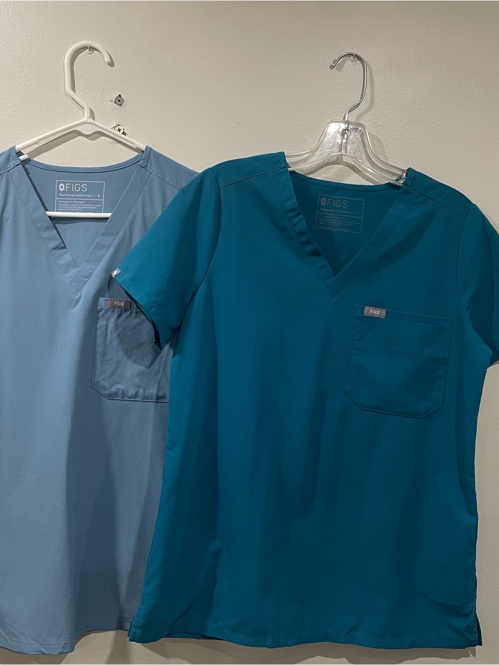 Women Figs Teal and Light Blue V-Neck Scrub Tops Duo. Small.